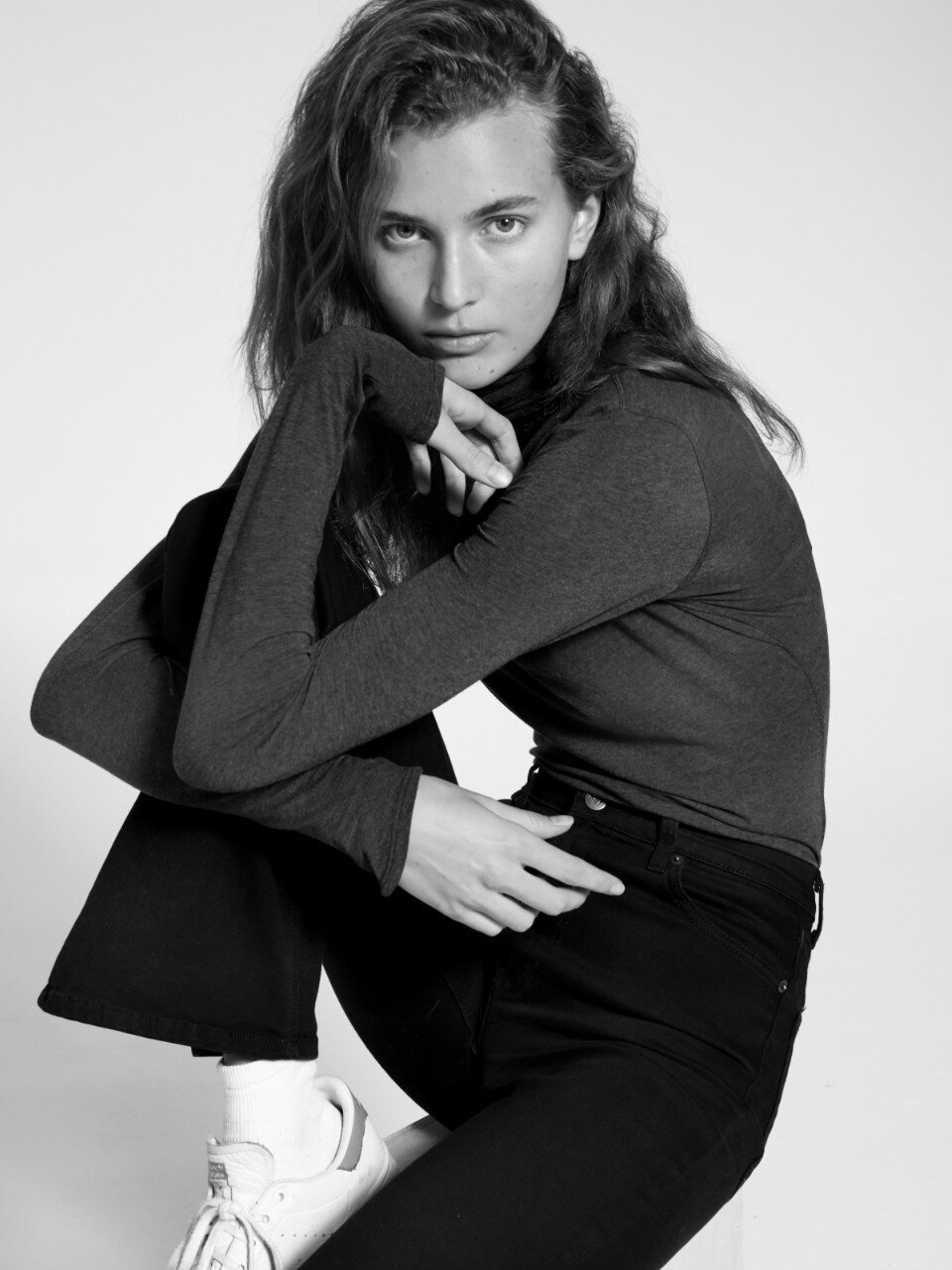 Mia — HER MODEL MANAGEMENT